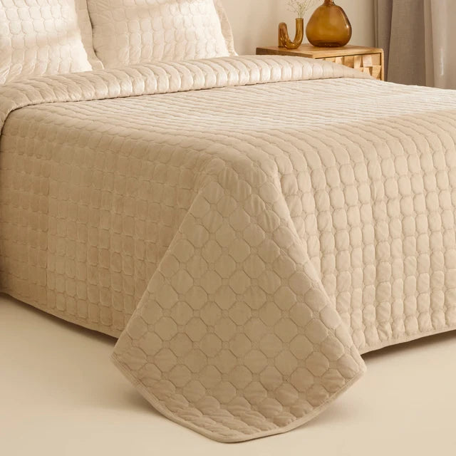 Karaca Alice Beige Tagesdecke Set 3 teilig 230x240cm