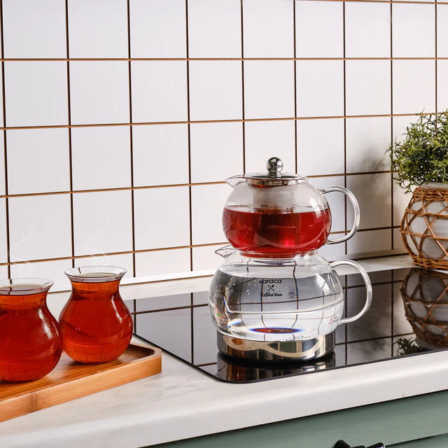 Karaca x Refika Gönlübol Glas Teekanne